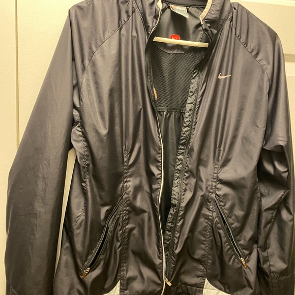 Nike Fitstorm Full Zip Jacket Women's Black Vented Windbreaker Mock Neck SZ SM - Picture 6 of 16